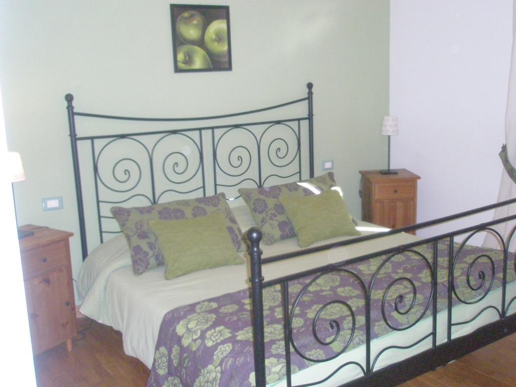 La Rondine Apartment Lucca Cameră foto
